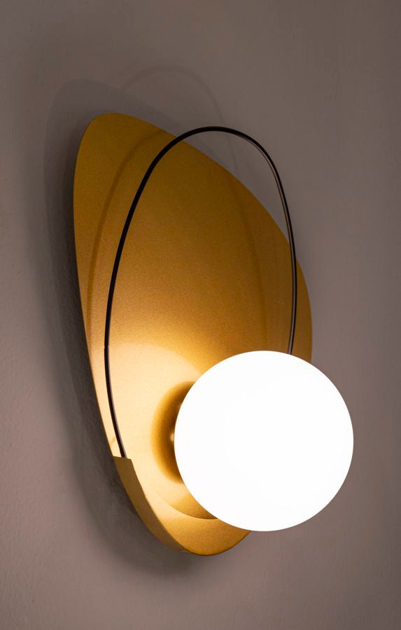 Gold Weiss Wandleuchte Geschwungene Form Cirely Modernes Design