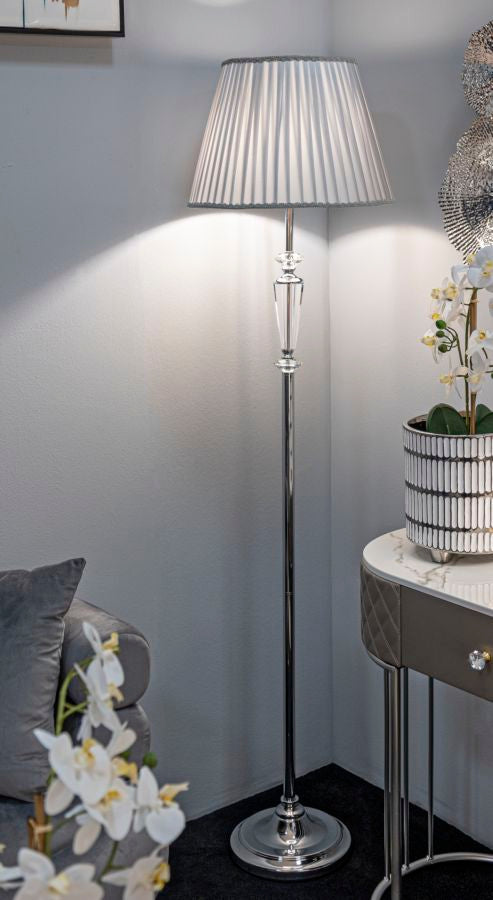 Silber Stehlampe Grauer Stoffschirm Slivery Modernes Design
