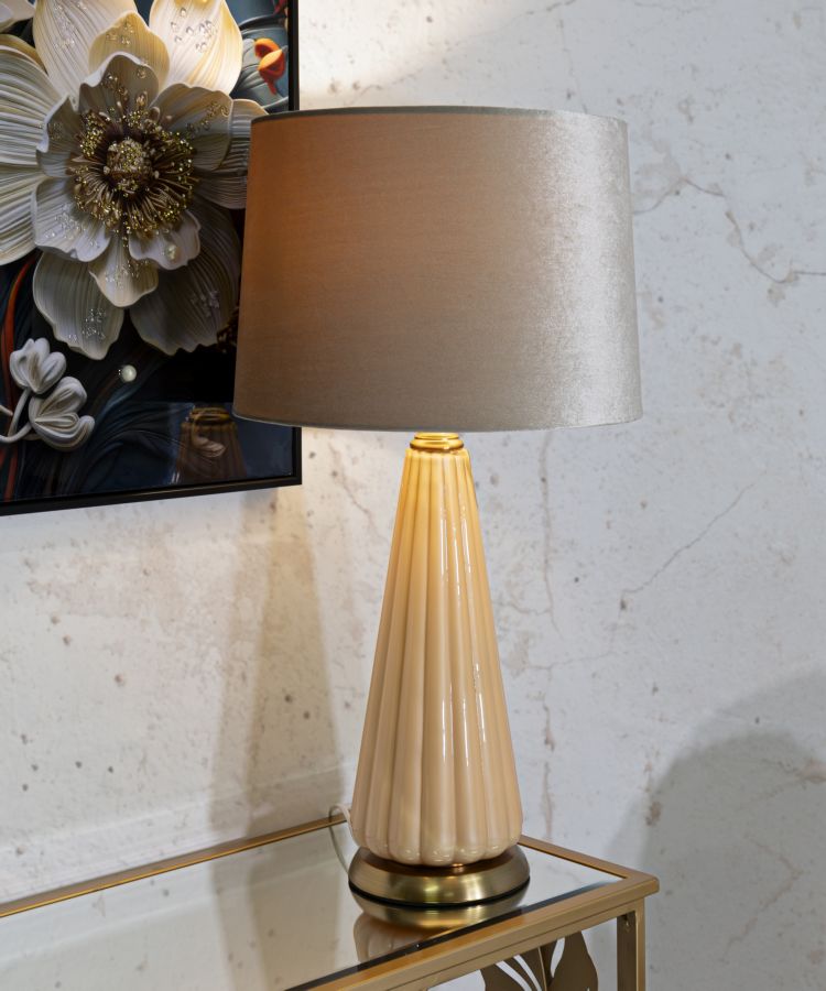 Gold Beige Tischlampe Stoffschirm Perly Zeitgenoessisch