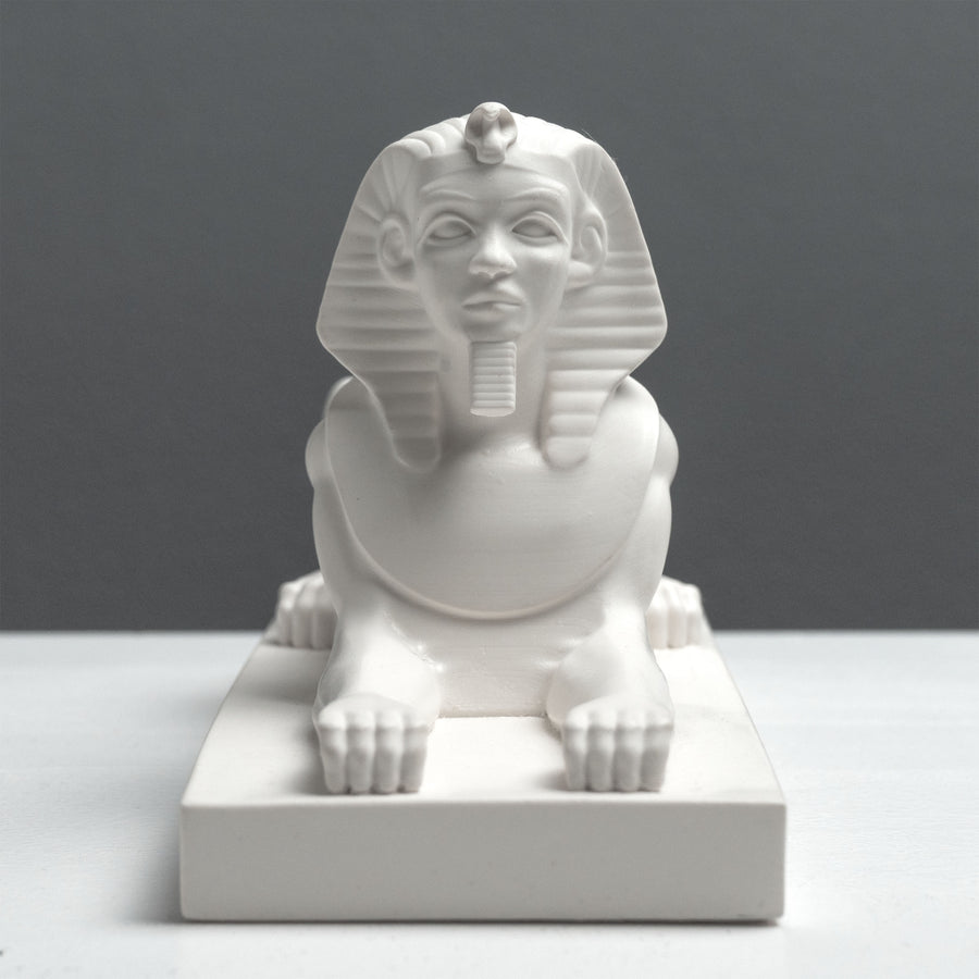 Ägyptische Sphinx Skulptur – Gizeh Statue in Weiß