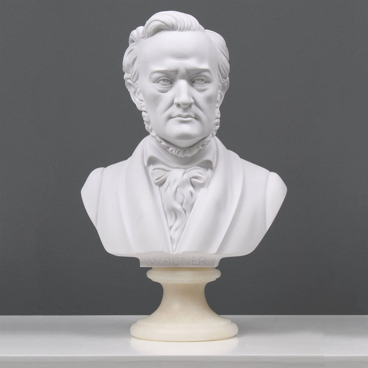 Wagner Büste Statue