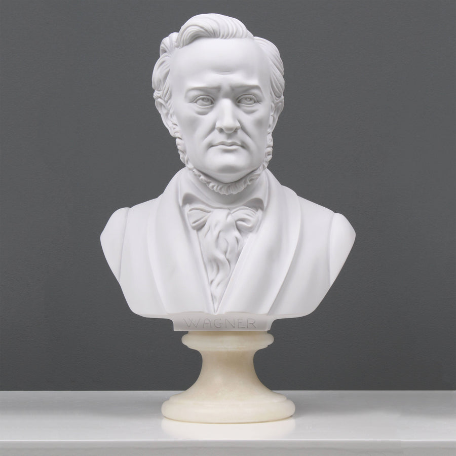 Wagner Büste Statue