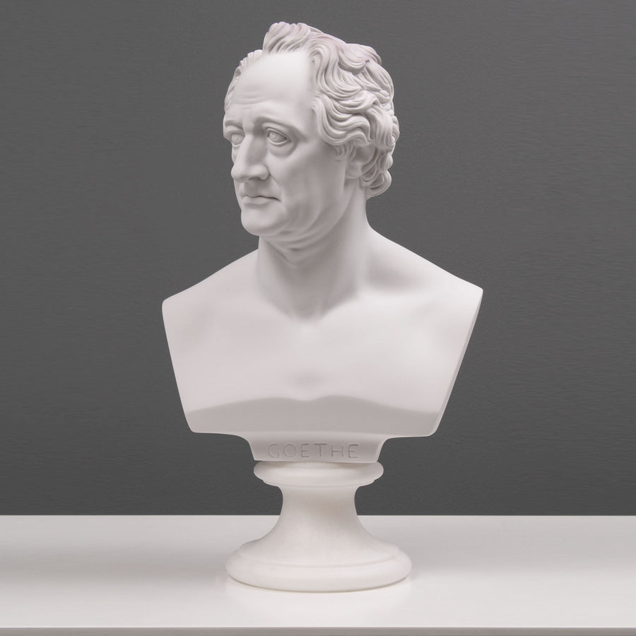 Goethe Büste Statue