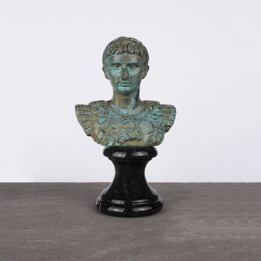Augustus Caesar Büste (Grüne Bronze)