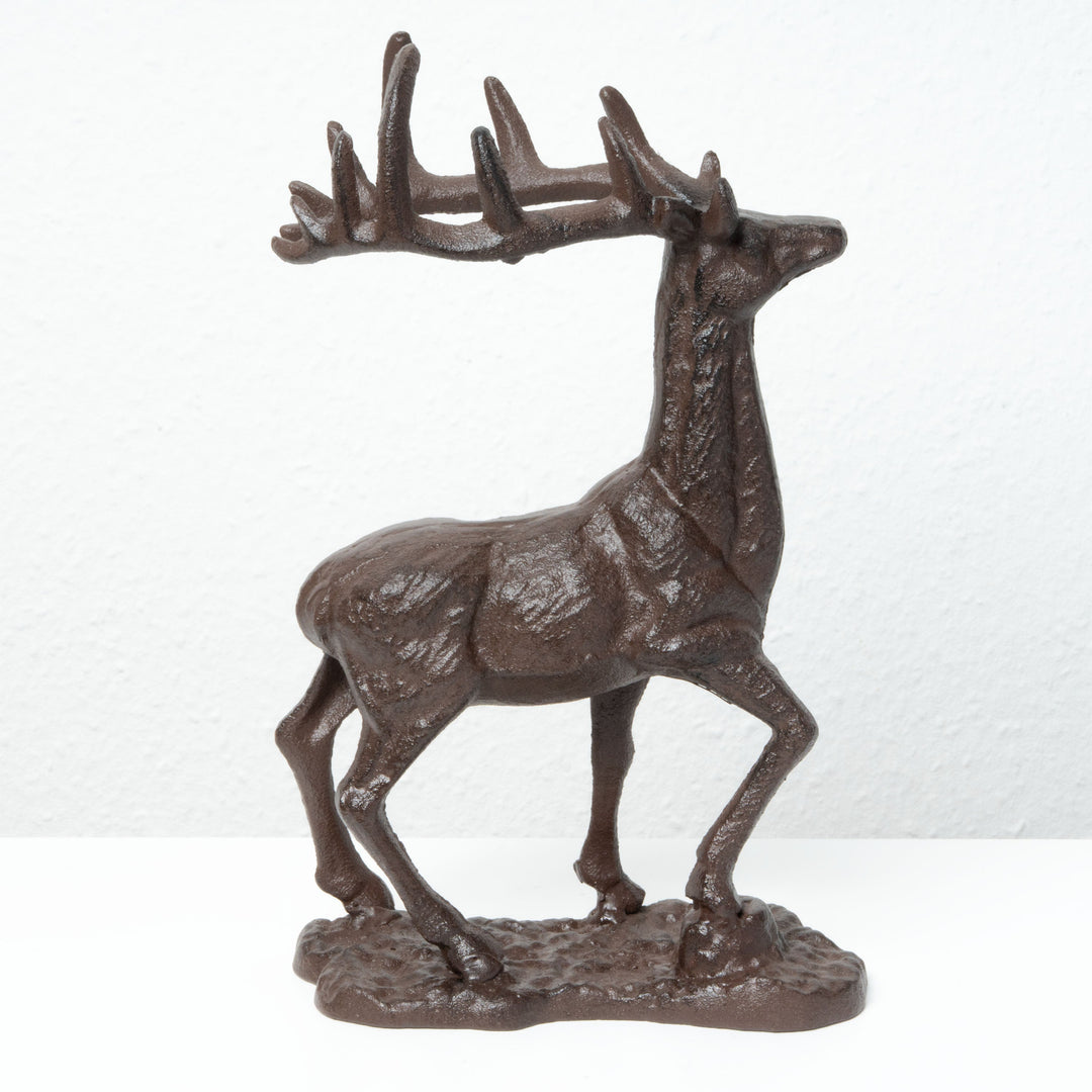 Gusseisen Hirsch Statue – Symbol für Stärke und Eleganz