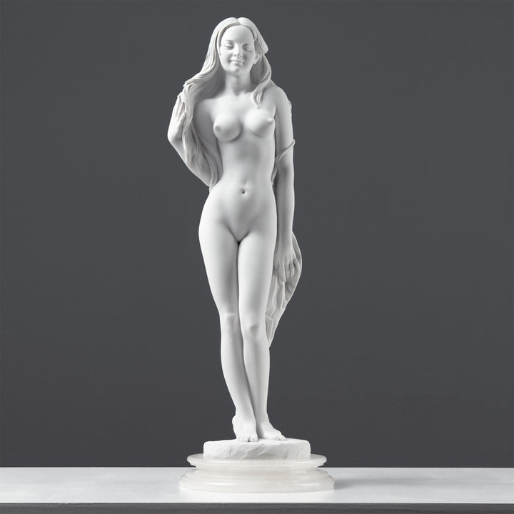 Skulptur Weiblicher Akt — Ideale Schönheit