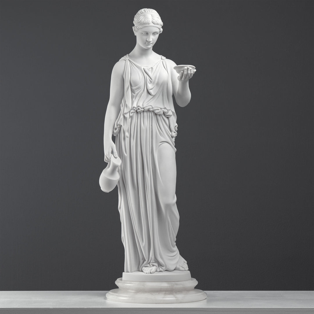 Hebe Figur (Göttin der Jugend, Neoklassisches Modell nach Thorvaldsen)