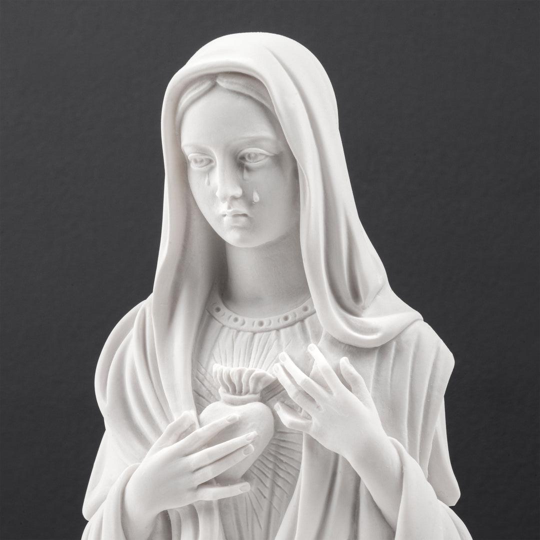 Büstenskulptur des Unbefleckten Herzens Mariens (Madonna-delle-Lacrime-Relief)