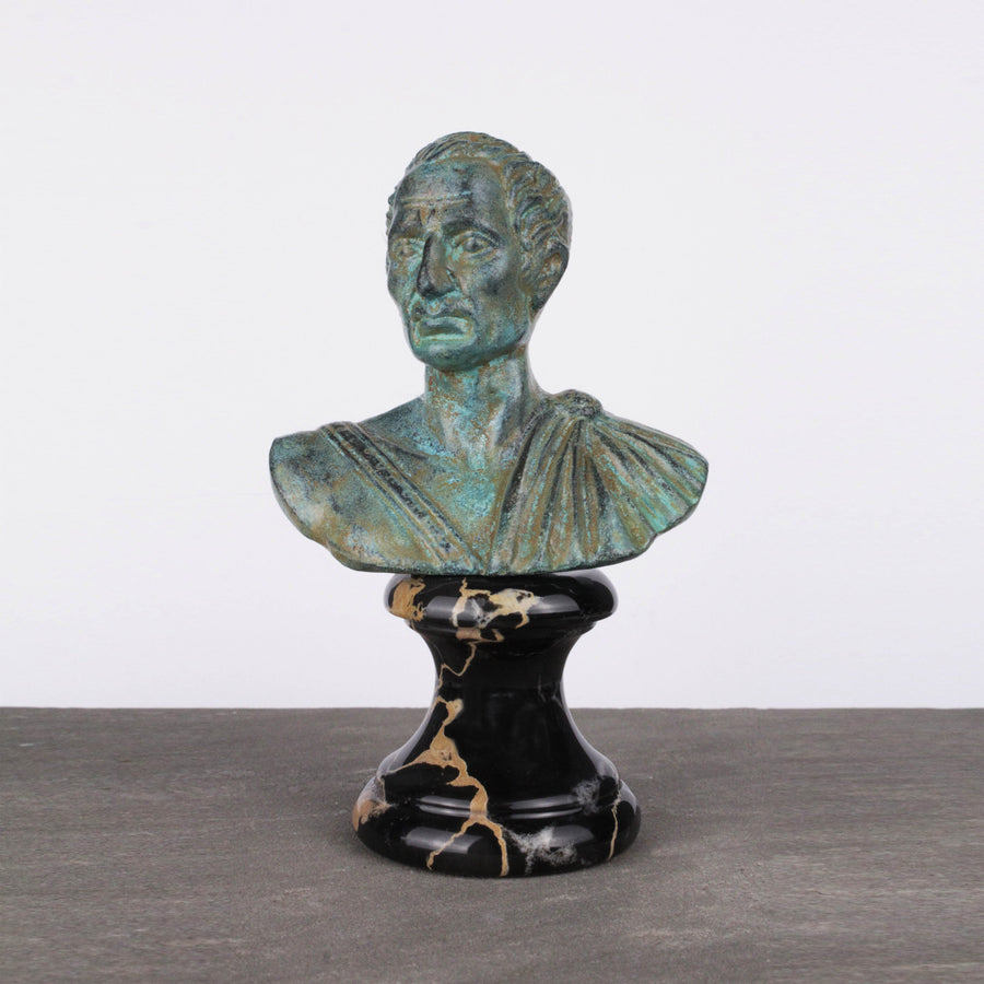 Julius Caesar Büste (Grüne Bronze)