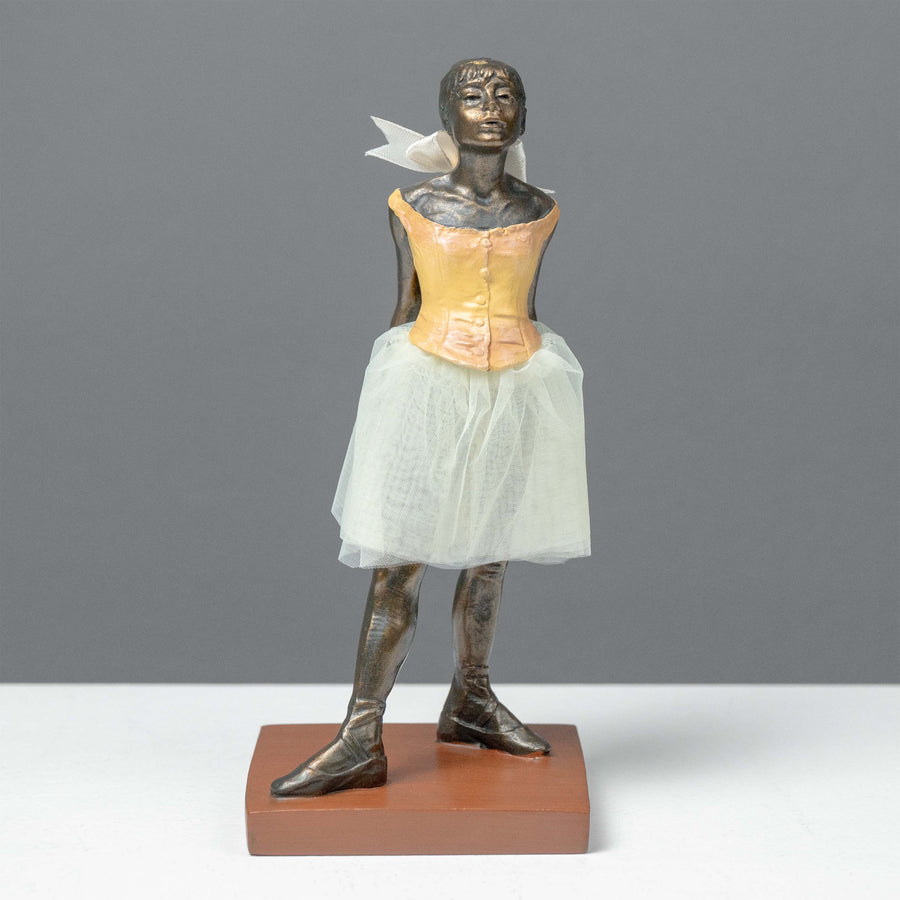 Kleine Tänzerin Statue (Bronzierte Skulptur aus Kunstharz)