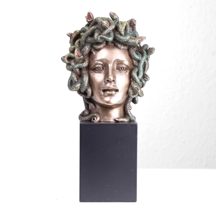 Medusa Kopf (Bronzierte Skulptur aus Kunstharz)