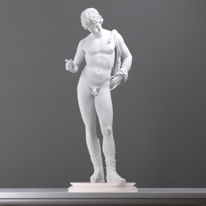 Narzissen Garten Statue