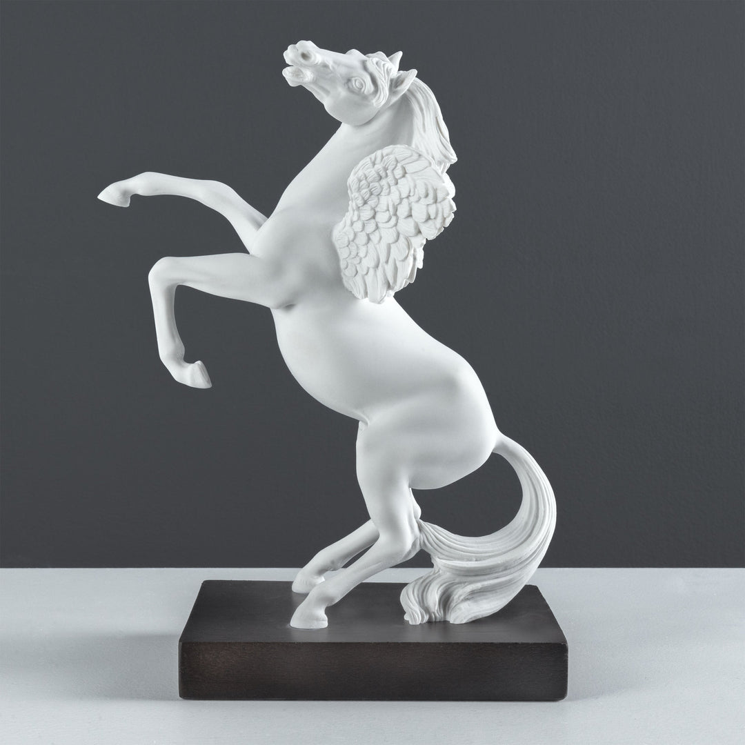 Pegasus Statue — Geflügeltes Pferd der griechischen Mythologie