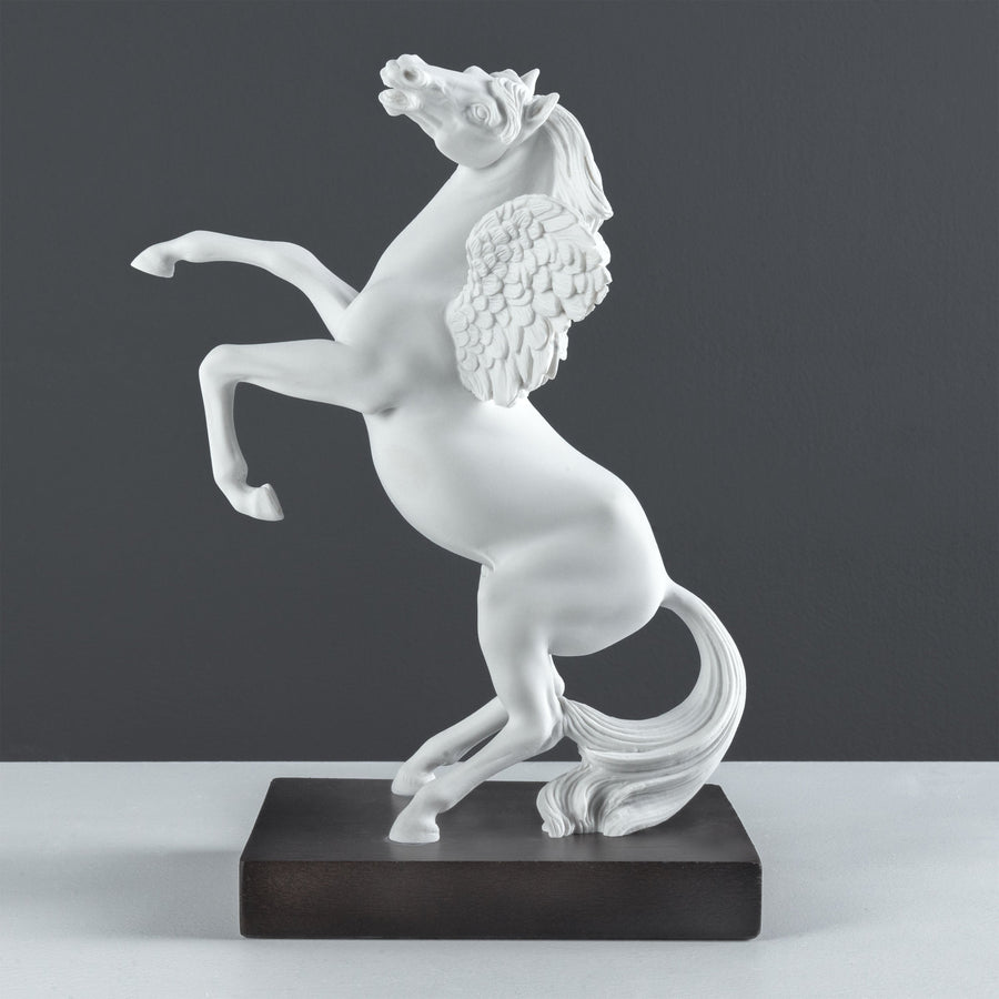 Pegasus Statue — Geflügeltes Pferd der griechischen Mythologie