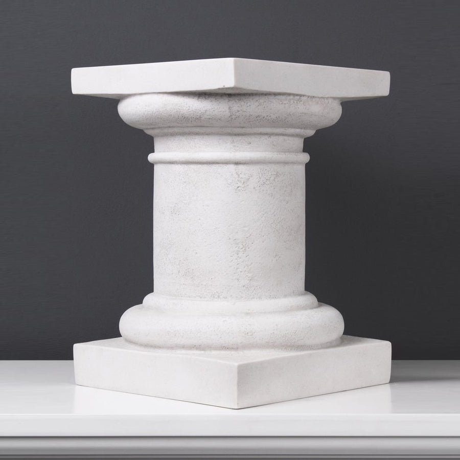 Kleine Marmorsäule für Statue