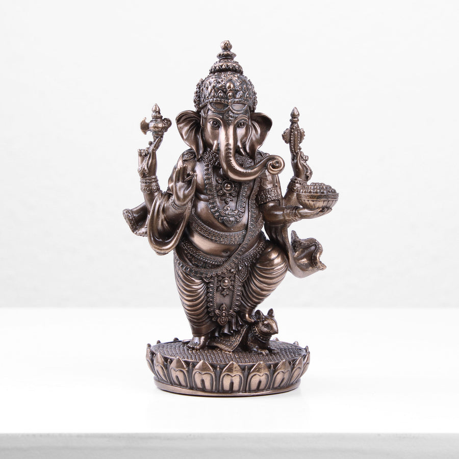 Stehender Ganesha auf Lotos Sockel (Kaltguss-Bronze Skulptur)