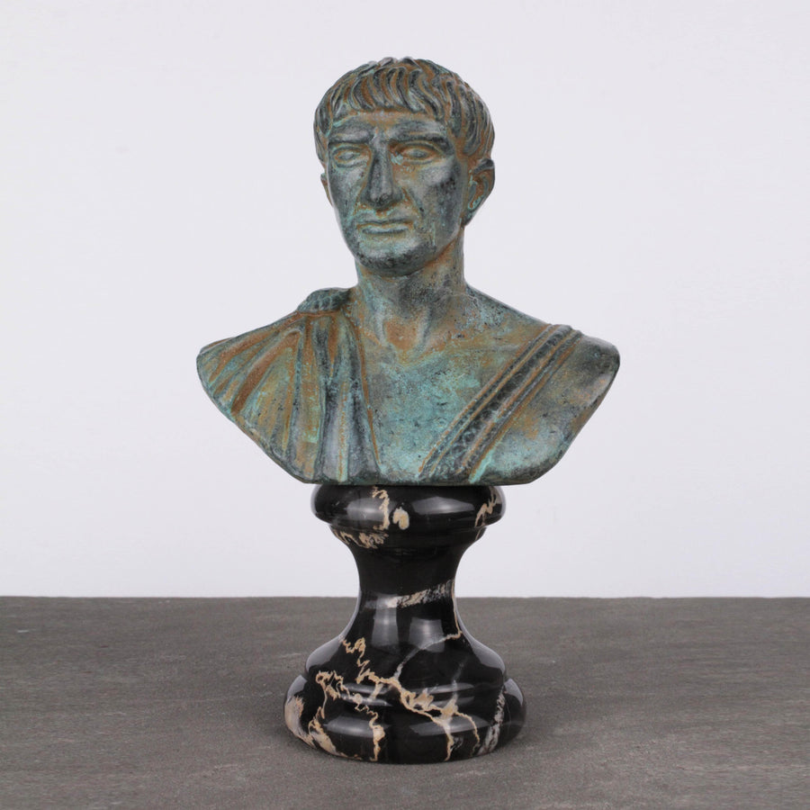 Trajan Büste (Grüne Bronze)