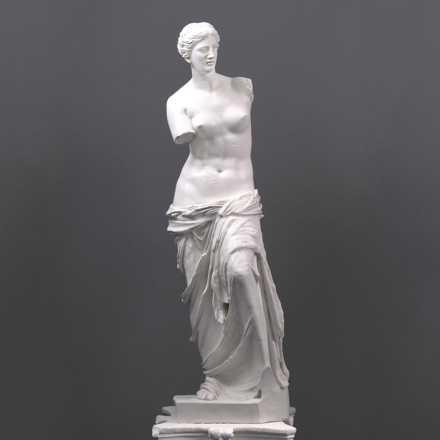 Venus von Milo Statue