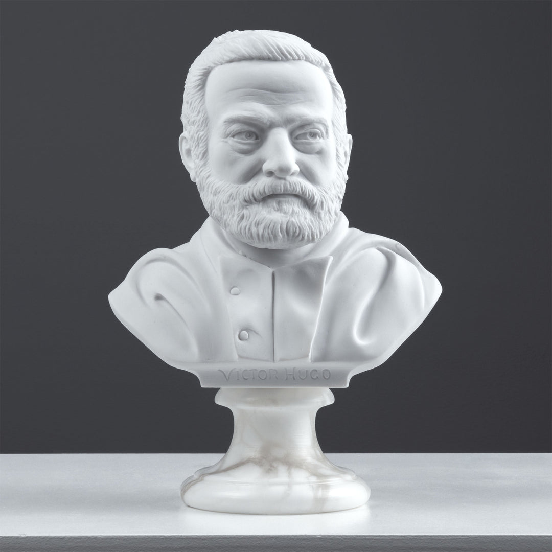 Victor Hugo Büste — Meister der französischen Romantik