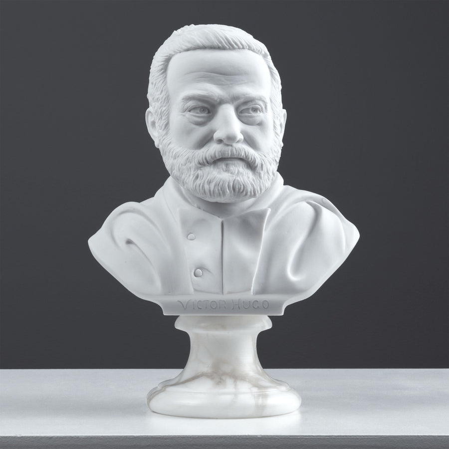 Victor Hugo Büste — Meister der französischen Romantik