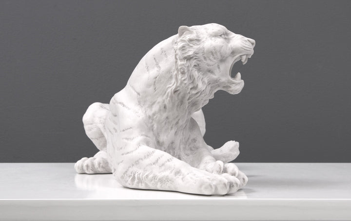 Tiger liegend und brüllend Statue (Klein)