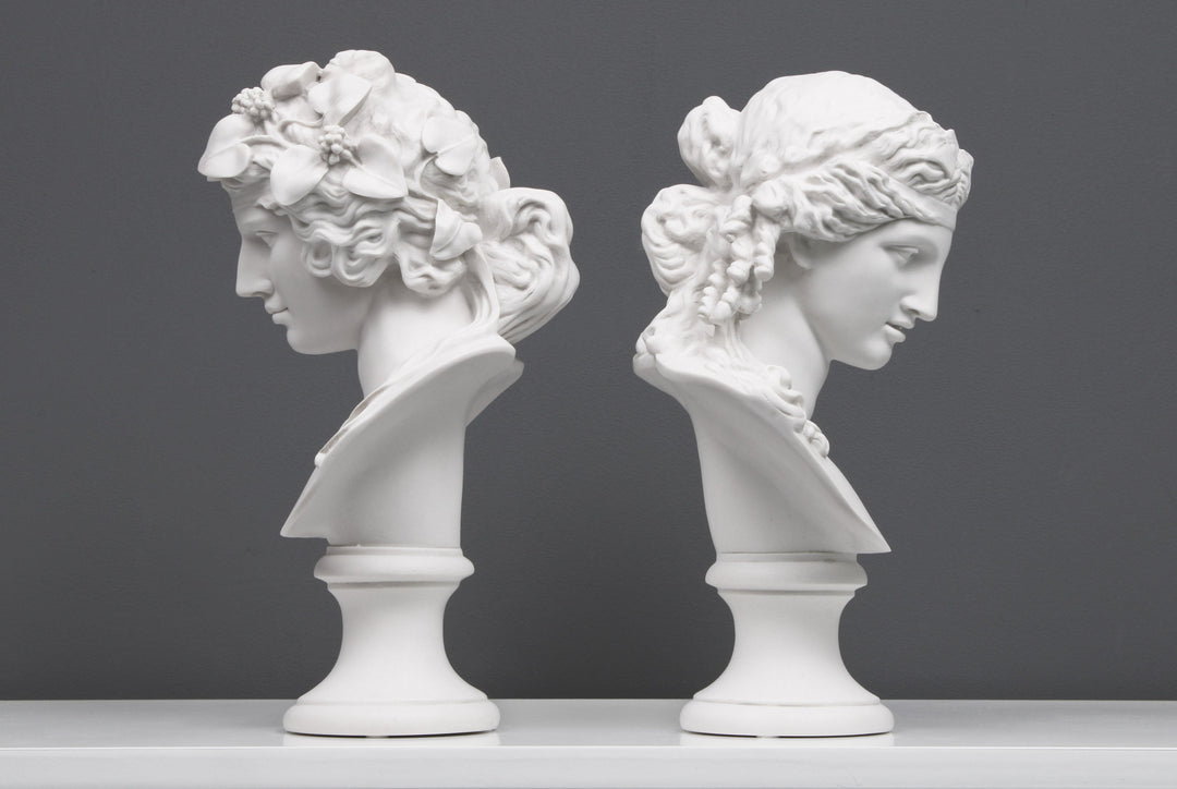 Antinous Lansdowne und Ariadne Büsten