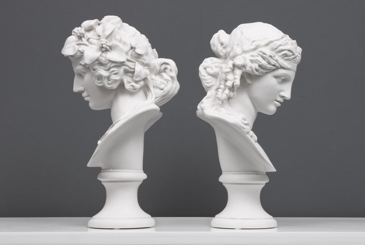 Antinous Lansdowne und Ariadne Büsten