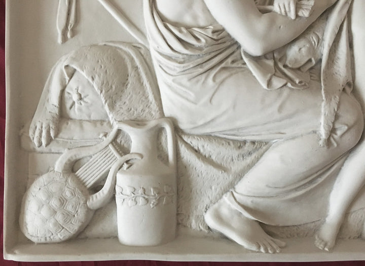 Relief Amor wird von Anakreon empfangen