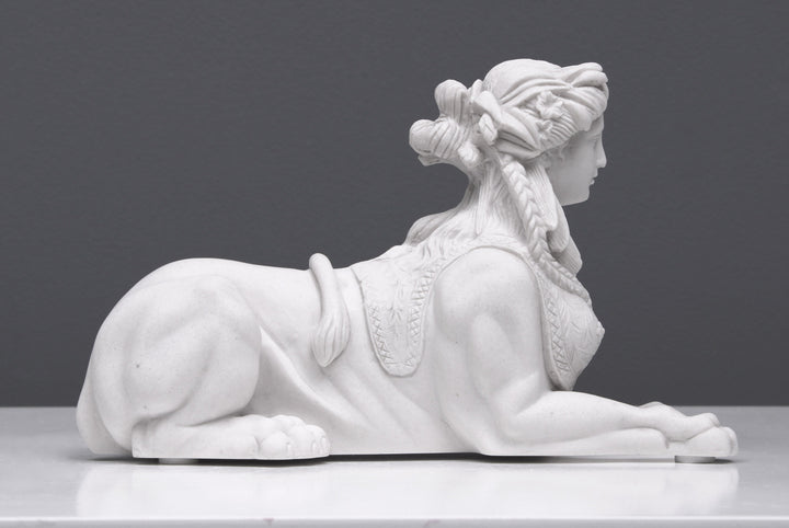 Sphinx Statue (Klein)