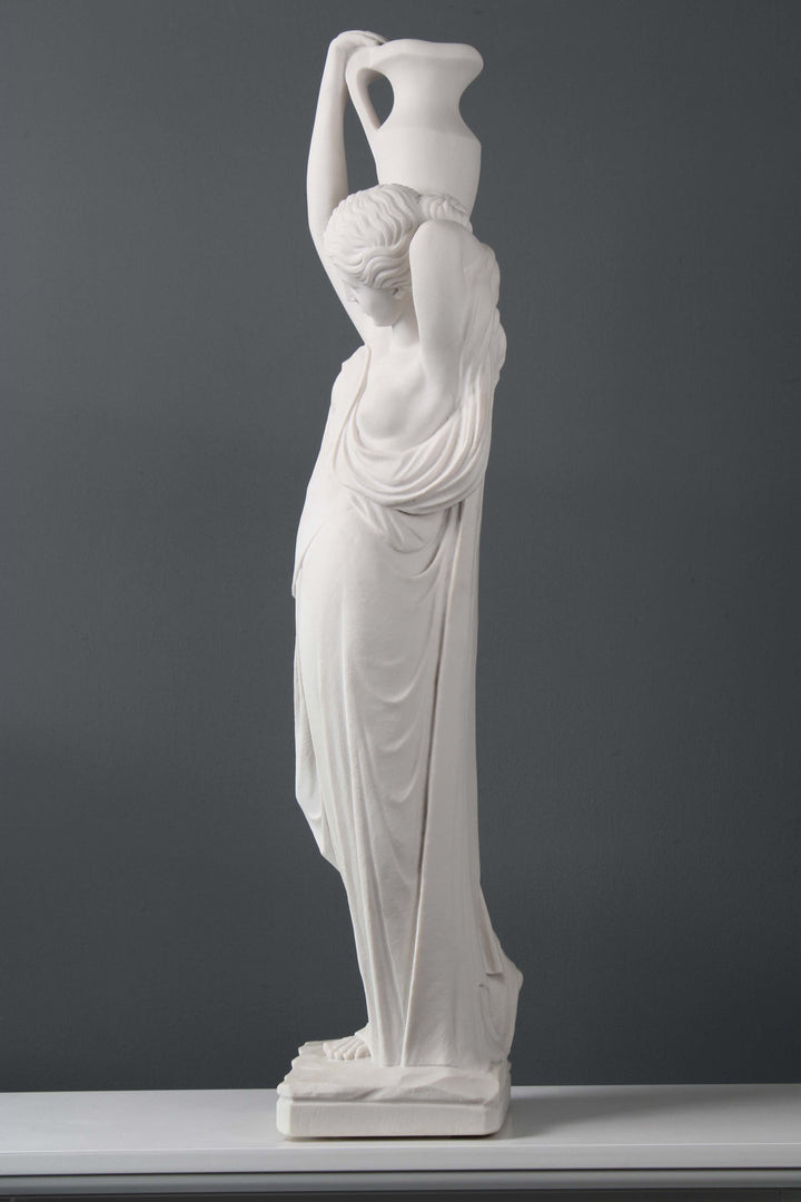 Venus als Wassertraegerin Statue (Mittel)