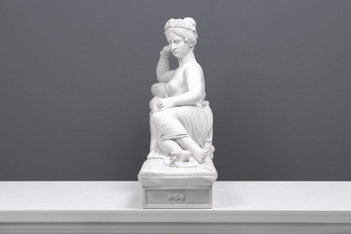 Paulina Borghese als Venus Statue (Klein)