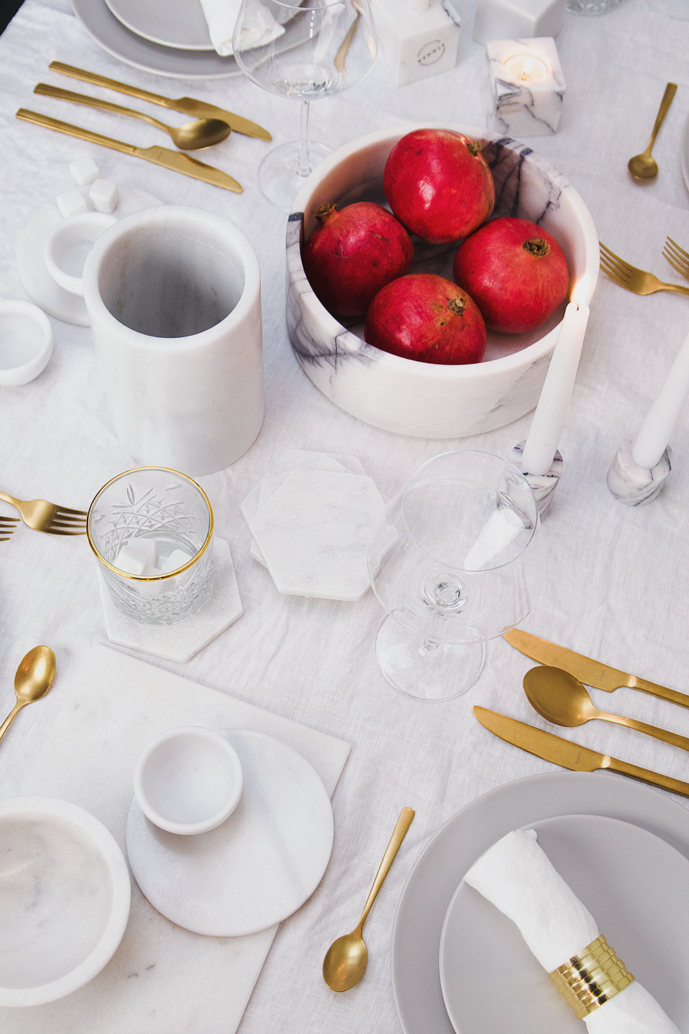 Weisse Marmor Obstschale