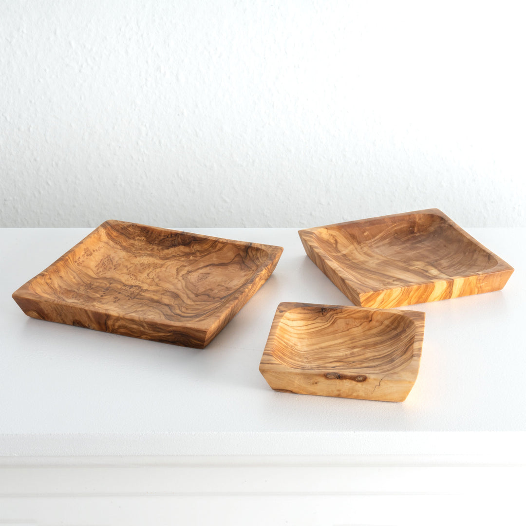 Handgefertigtes Olivenholz-Tellerset – quadratisch (3-teilig)