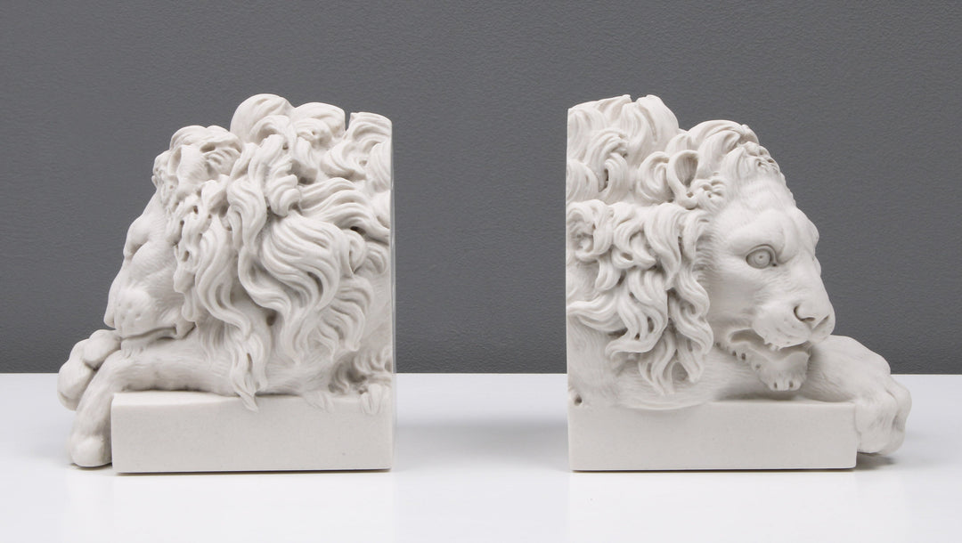 Canova Löwen Buchstützen (im Paar)