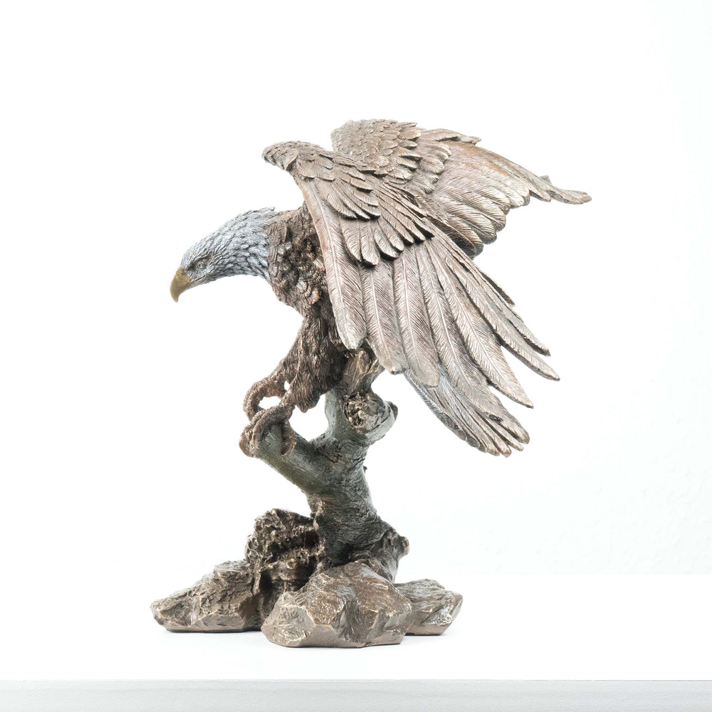 Adler Jagend (Bronzierte Skulptur aus Kunstharz)