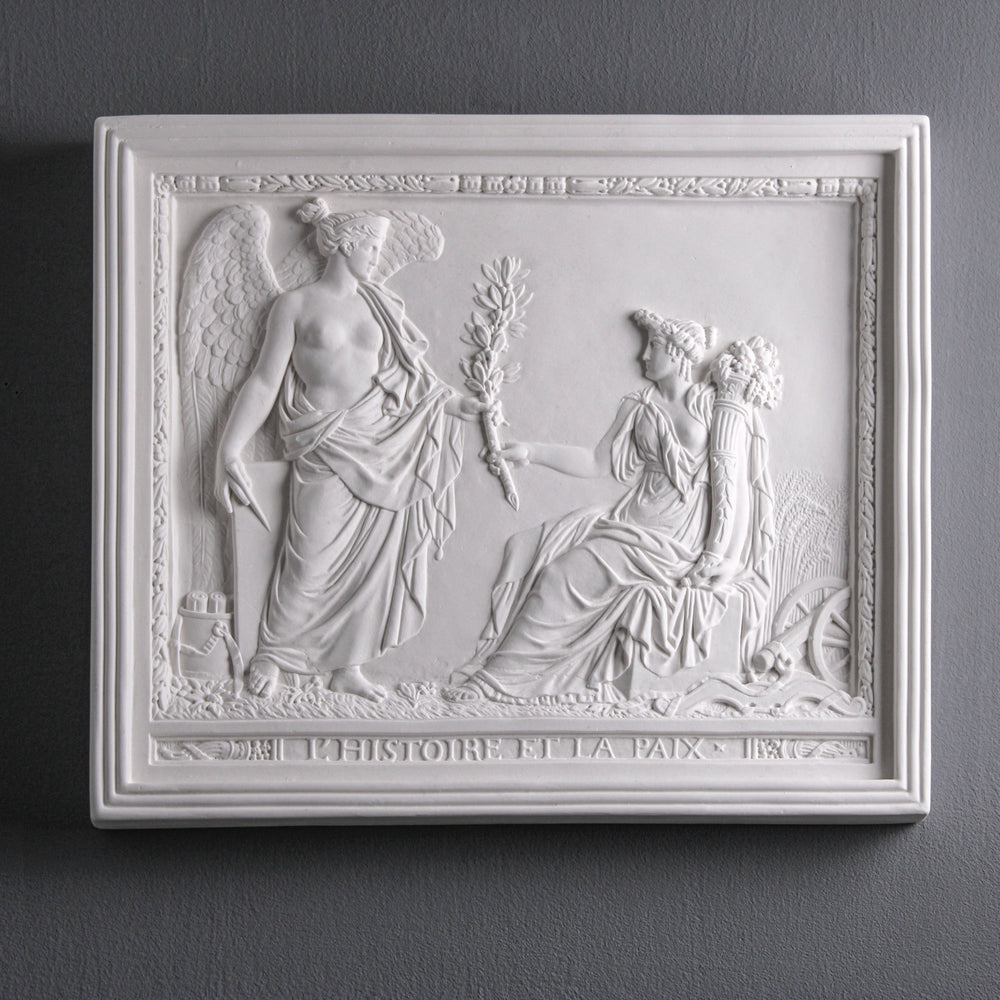 Siegesgöttin bringt Frieden – Relief