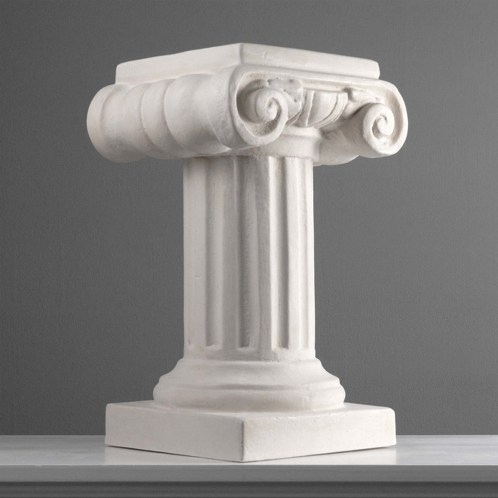 Ionische Säule – Gartensockel