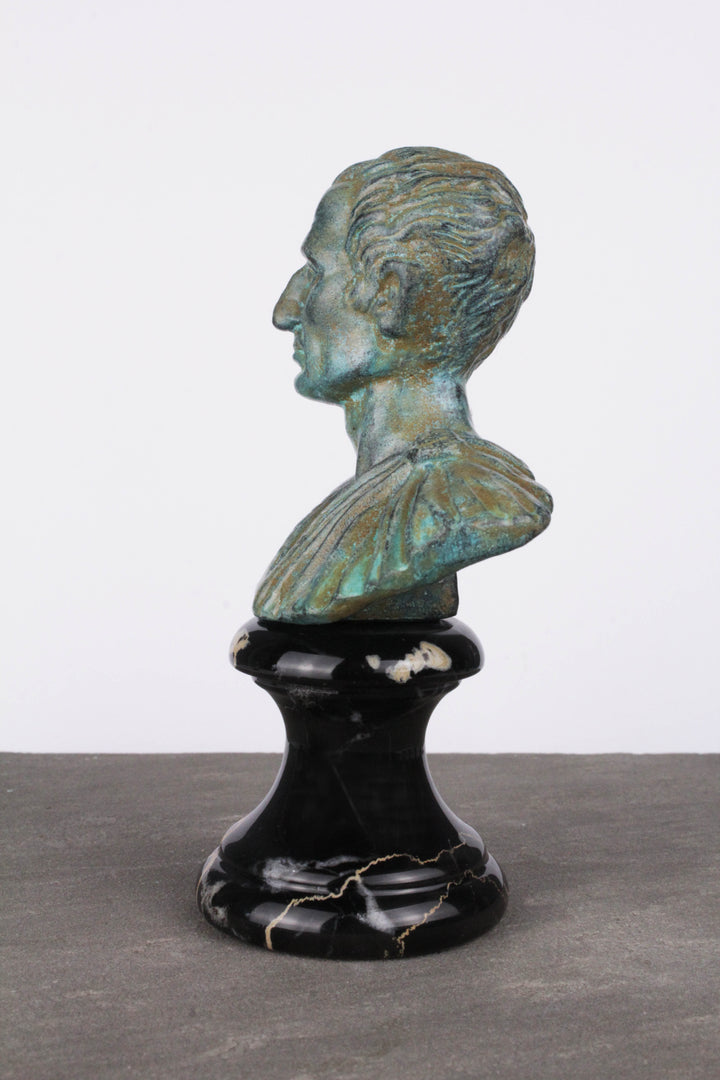 Julius Caesar Büste (Grüne Bronze)