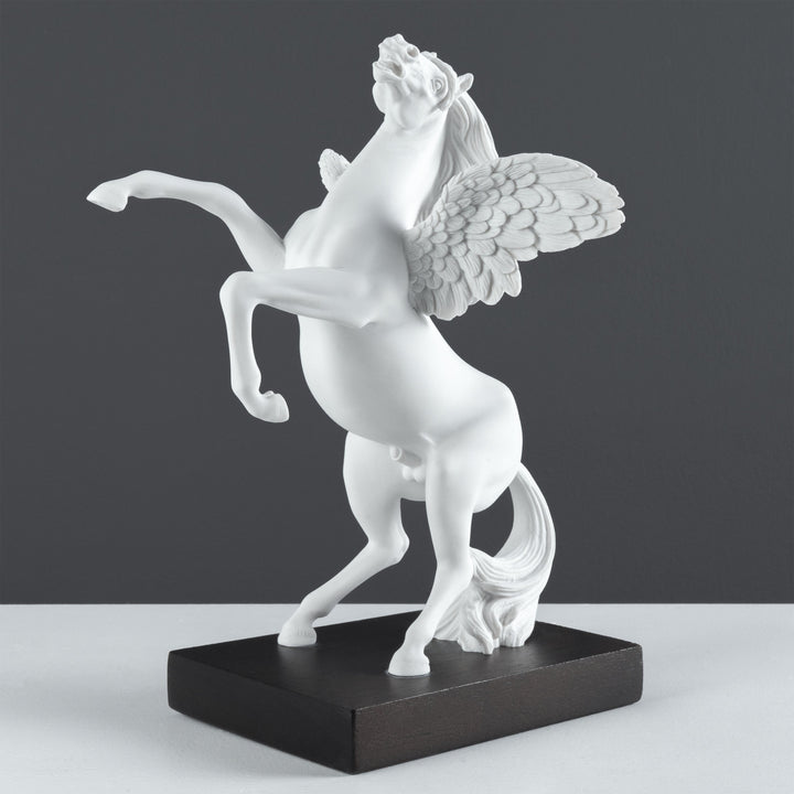 Pegasus Statue — Geflügeltes Pferd der griechischen Mythologie