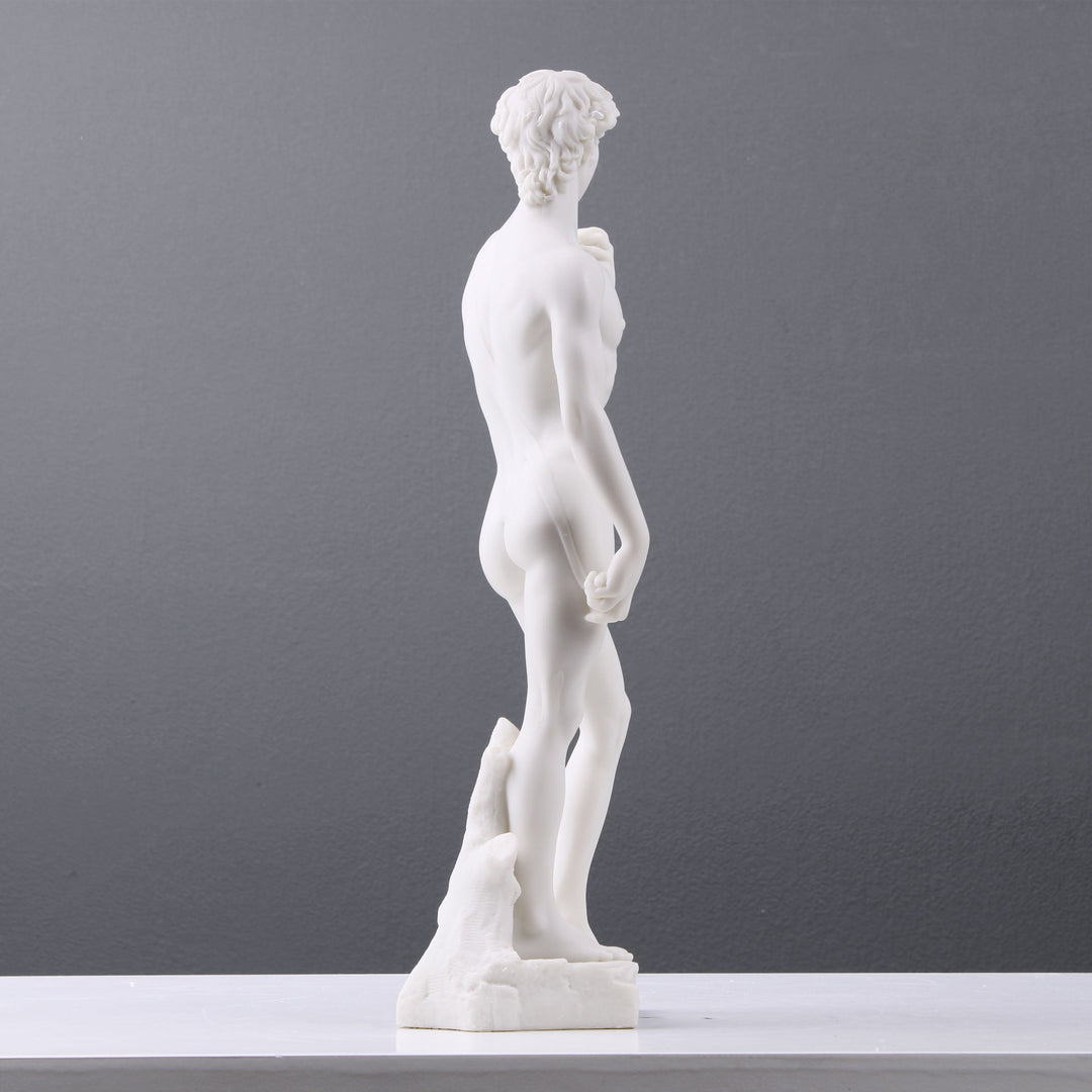 David von Michelangelo (Weiße Skulptur)