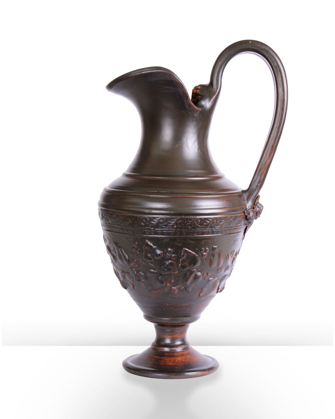 Antiker römischer Terra-Sigillata-Krug mit Wildbeerenmotiv (Schwarz)