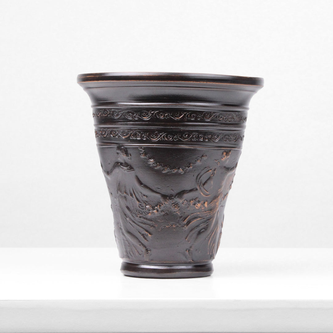 Römische Becher mit Tanzszene (Paar, Schwarz)