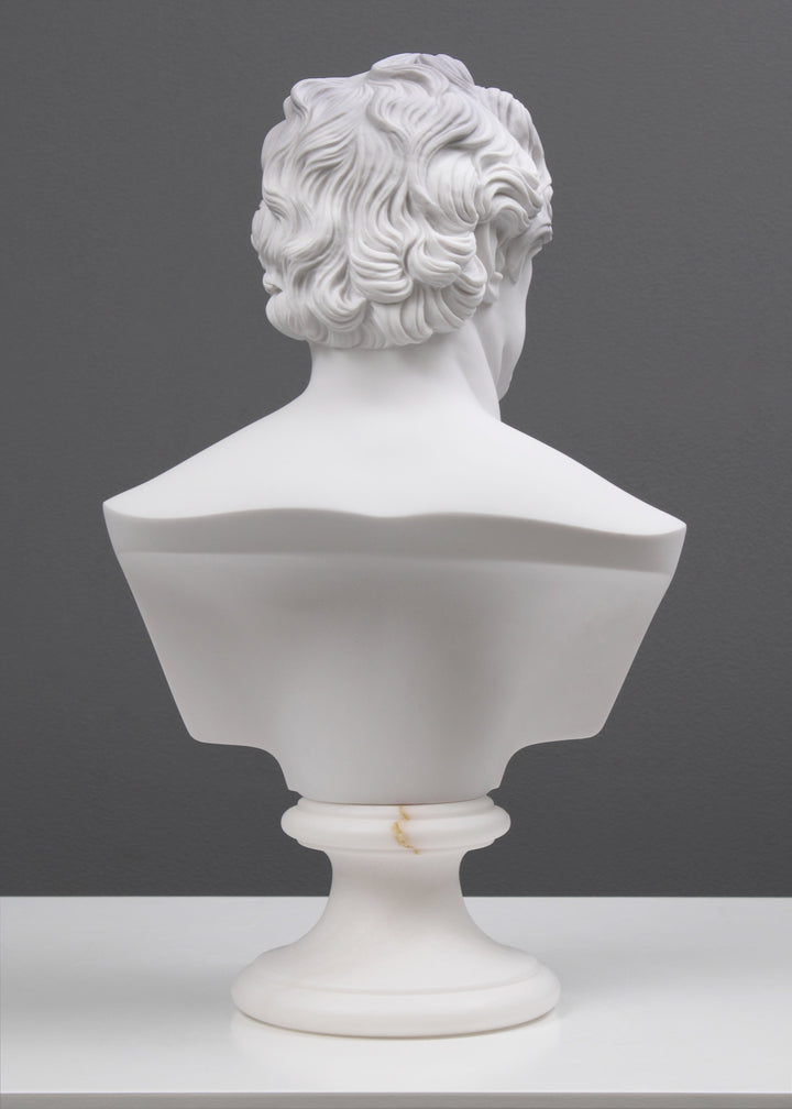 Goethe Büste Statue