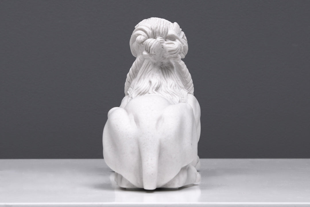 Sphinx Statue (Klein)
