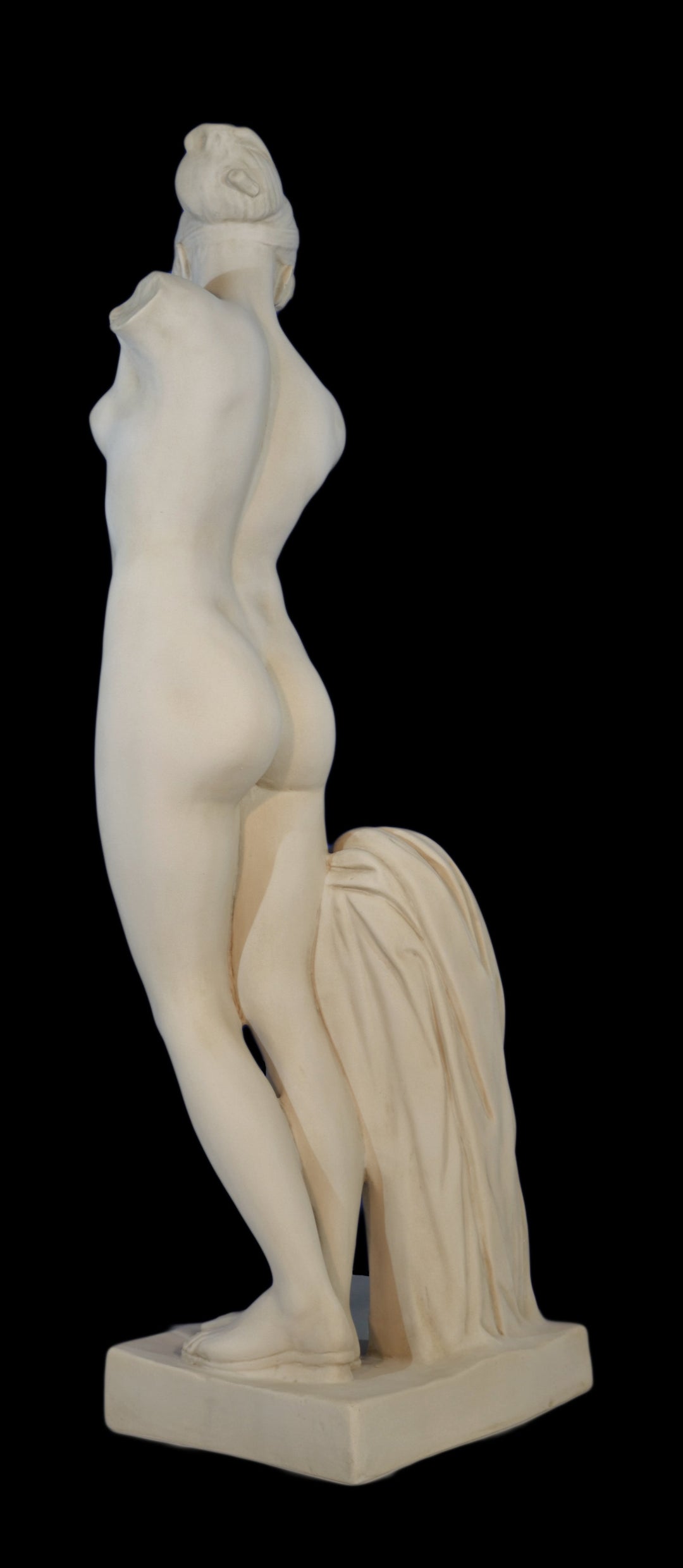 Weibliche Lebensgrosse Statue