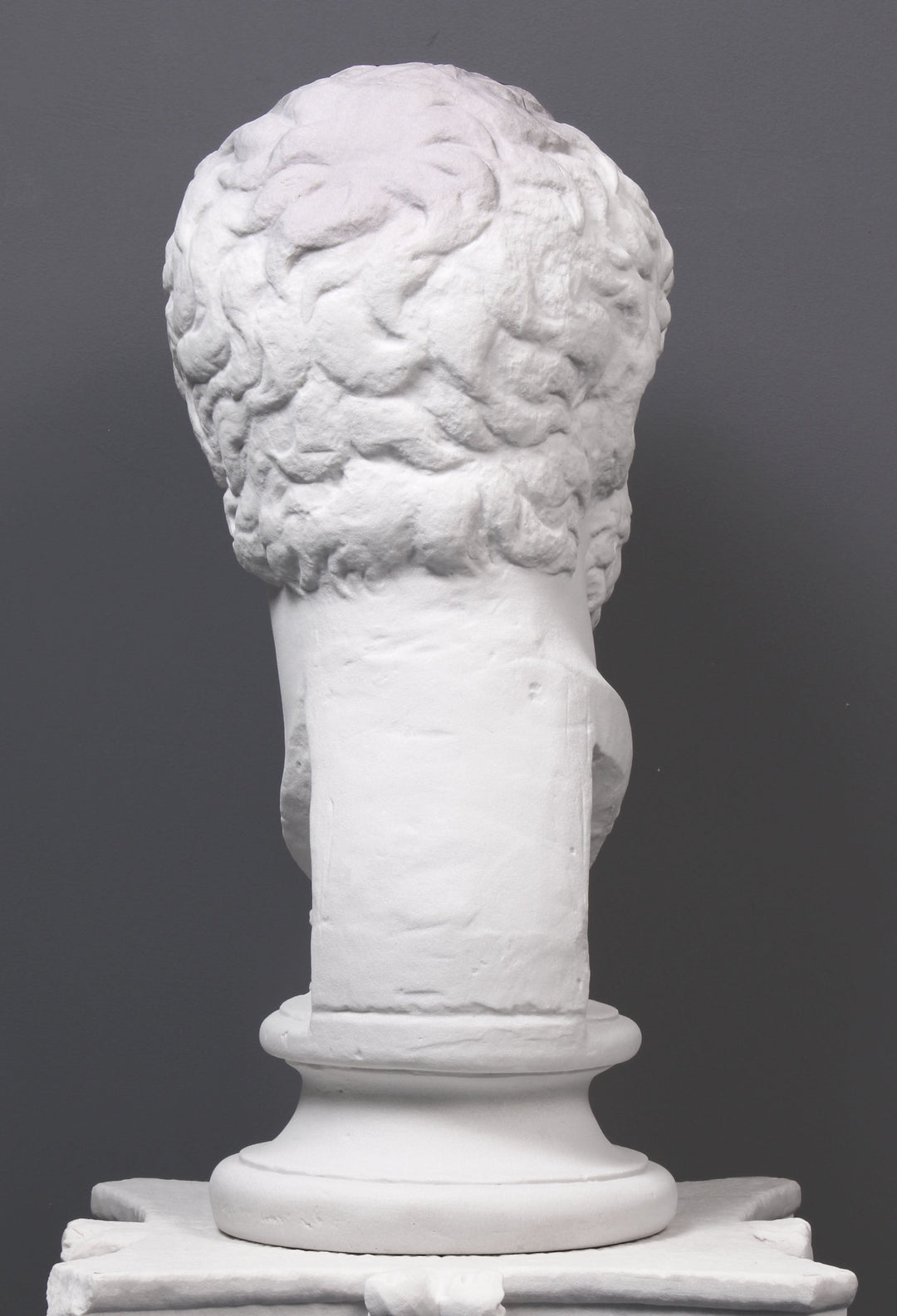 Antoninus Pius Bueste Statue (Gross)