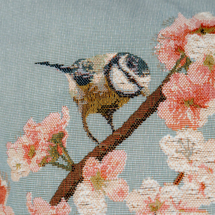 Blauer Kissenbezug mit Vögeln & Kirschblüte (Jacquard gewebt)