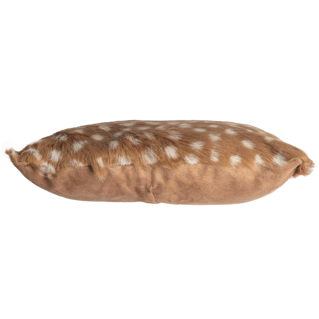 Braunes Gepunktetes Hirschfell-Kissen (Capra aegagrus hircus)