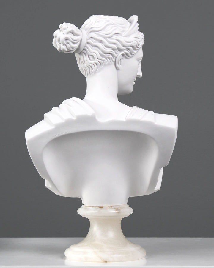 Büste der Diana (Mittel)