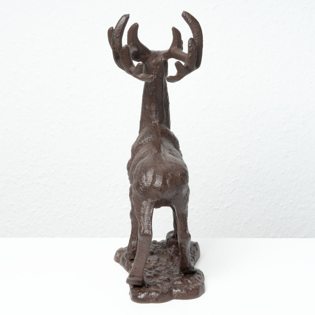 Gusseisen Hirsch Statue – Symbol für Stärke und Eleganz